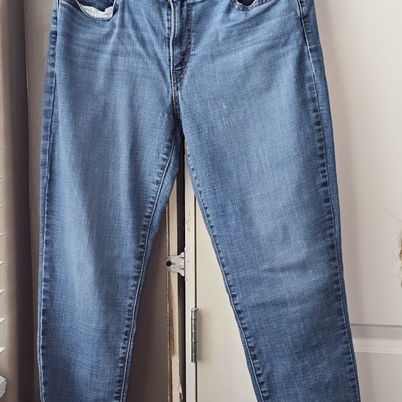 Levi's Blue Boyfriend Jeans Relaxed Fit - Picture 1 of 4